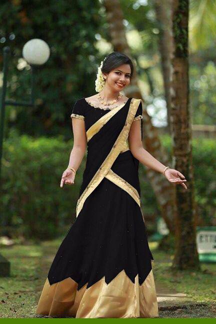 Southindianactress.in - Athmika Sumithran in black half saree photos |  Facebook